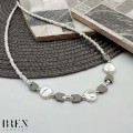 Grey Pearls Arrows